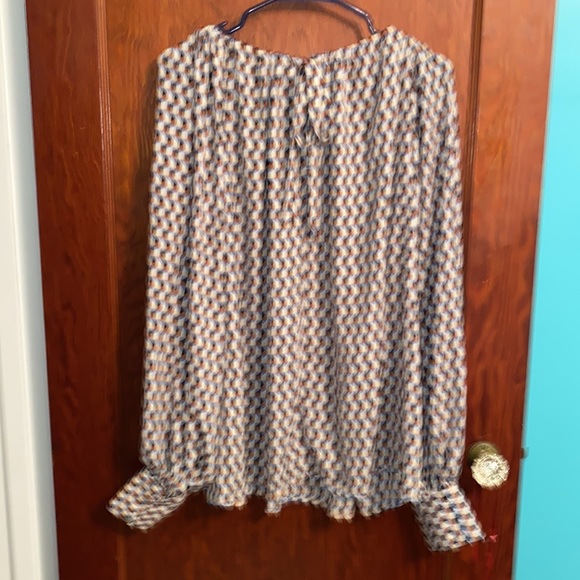 Geometric blouse - Picture 3 of 5